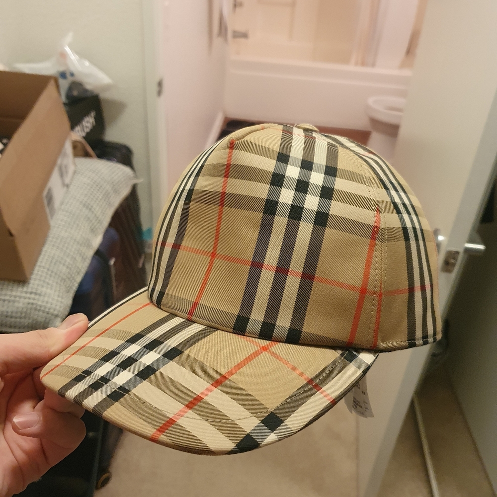 Burberry Check Cap XL